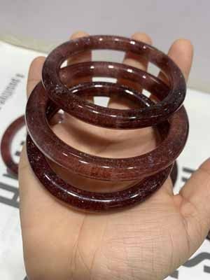 Pigeon blood red strawberry quartz bangle, size 52-62.