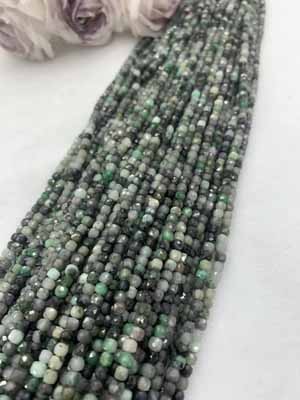 Emerald Cube Beads 4×4mm, 38cm Long Chain