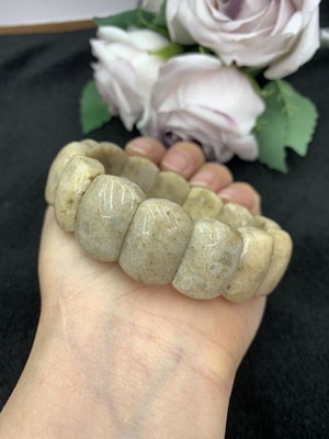 Chrysanthemum Stone Panel Bracelet