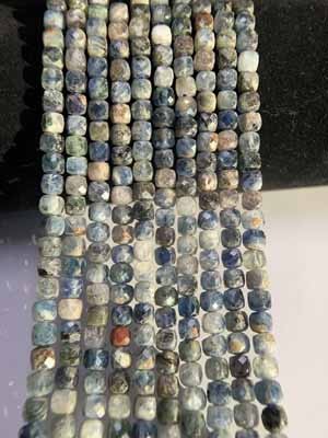 Faceted sugar cube color-shifting blue crystal long chain (4x4mm) semi-finished long chain 39cm.