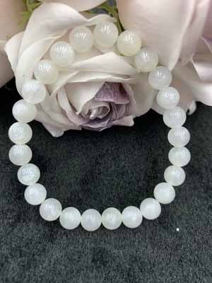 White moonlight (7mm-11mm) bracelet