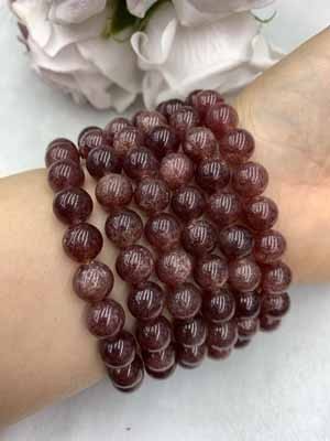 Cherry strawberry quartz 10mm bracelet.