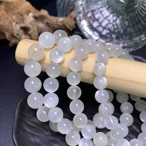 White moonstone (7-8-9-10mm) single-strand bracelet