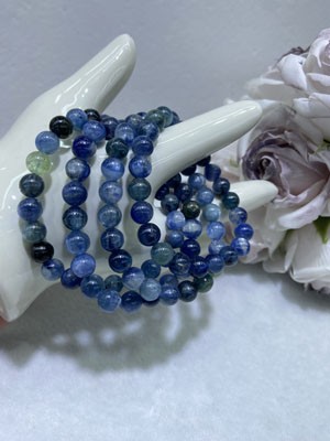 Blue Kyanite (Kyanite) 8mm Bracelet