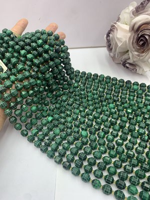 Malachite Lulutong 10mm Long Chain 38cm