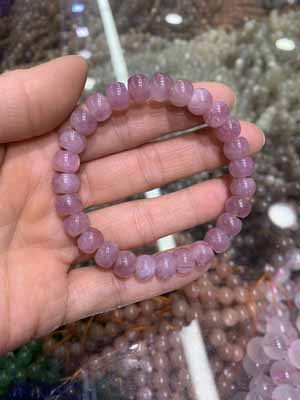 Purple Madagascar Rose Quartz Old Beads 6–8 Bracelet