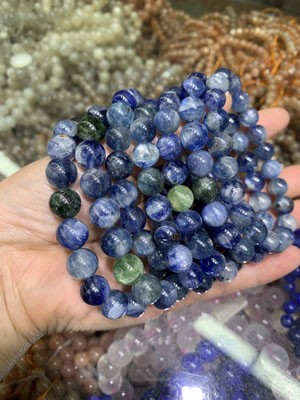 Blue Kyanite 8mm-10mm Bracelet