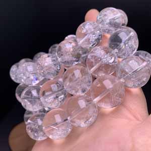White crystal single-strand bracelet with Azeztulite sparkle chips (17.7mm)