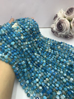 Blue Striped Agate Lu Lu Tong 8mm, Long Chain 38cm