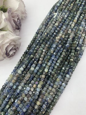 Blue Kyanite Gradient Sugar Cube 6×6mm Long Chain, 38cm