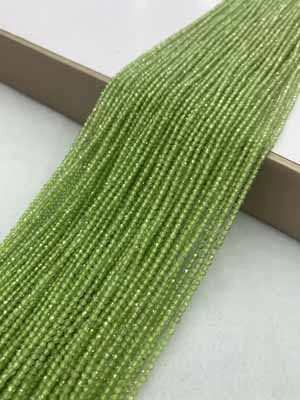 Peridot small faceted 2mm, long chain 38cm.