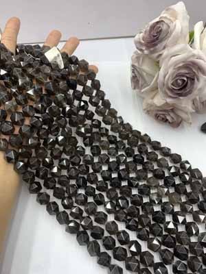 Smoky quartz diamond cut 14mm, 38cm long chain.