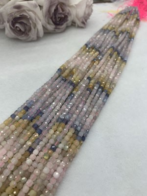 Gradient Aquamarine Cube Beads 4×4mm, 38cm Long Chain