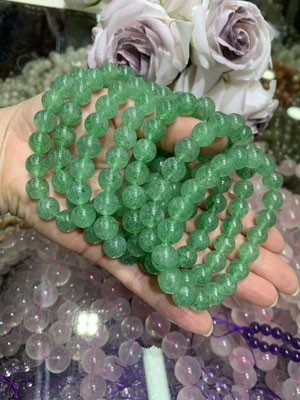 Green Strawberry Quartz 10mm Bracelet