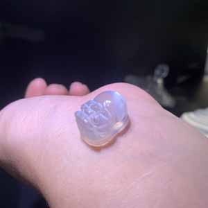 Chubby High-Quality Blue Moonstone Pixiu Carving (17×12mm), Un-drilled