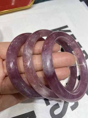Purple Madagascar Rose Quartz Bangle 53–62