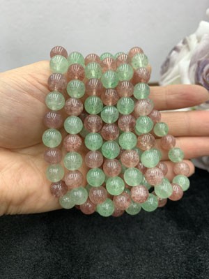 Red & Green Strawberry Bracelet (8mm - 10mm)