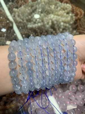 Aquamarine 6-10mm bracelet.
