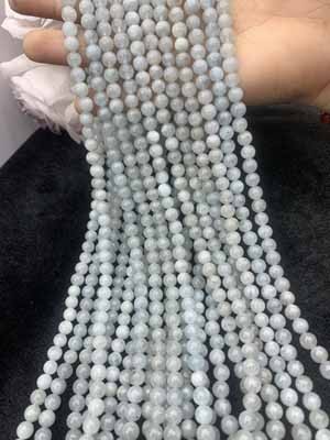 Aquamarine three-wrap 6mm.