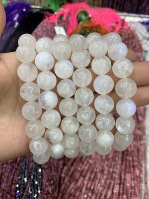 Blue Moonstone Bracelet 8–12mm