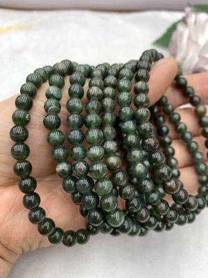 Green Apatite Bracelet (6mm-8mm)