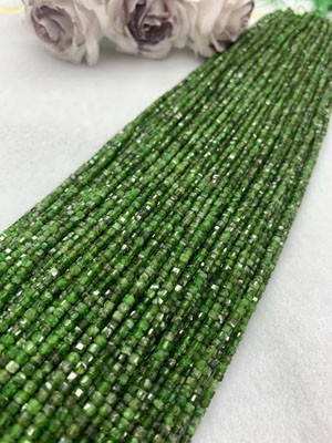 Green Diopside Square Beads 3×3mm, 38cm Long Chain