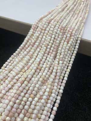 Queen Conch Cube Beads 4×4mm, 38cm long strand