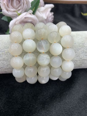 Gray Moonstone 6–14mm bracelet