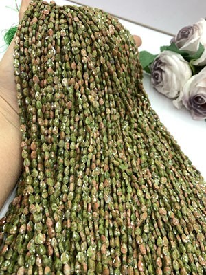 Green Flower Water Droplet Shaped Long Chain 38cm