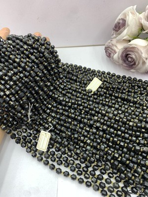 Obsidian lulutong 8mm, 38cm long chain.