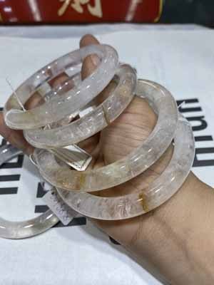 White crystal bracelet, inner diameter 53-62