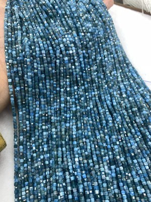 Blue Apatite Sugar Cube Beads 3×3mm Long Chain, 38cm #001